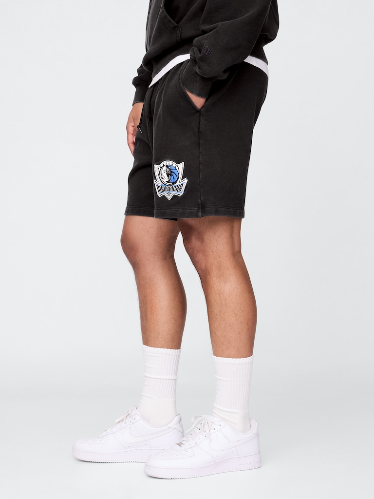 NBA Dallas Mavericks Logo Heavyweight Sweat Shorts