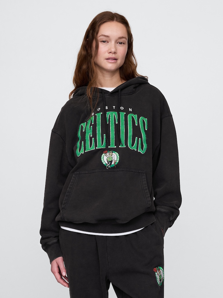 NBA Boston Celtics Logo Heavyweight Hoodie