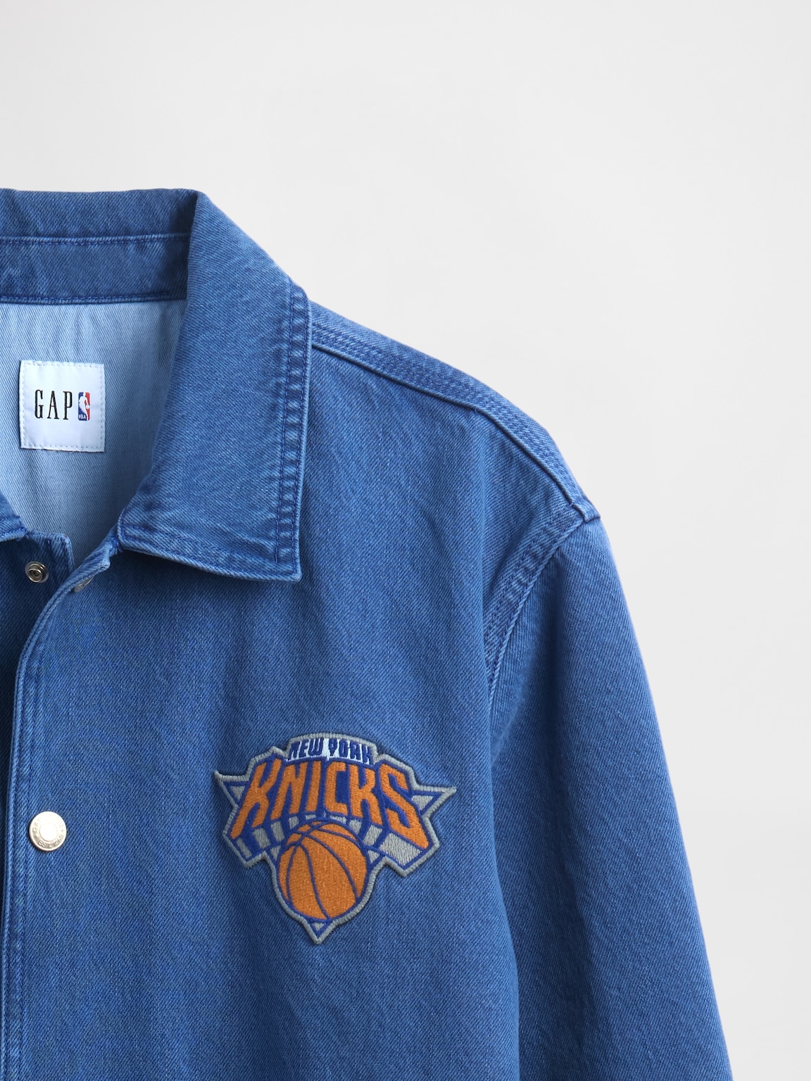 NBA New York Knicks Logo Denim Coaches Jacket