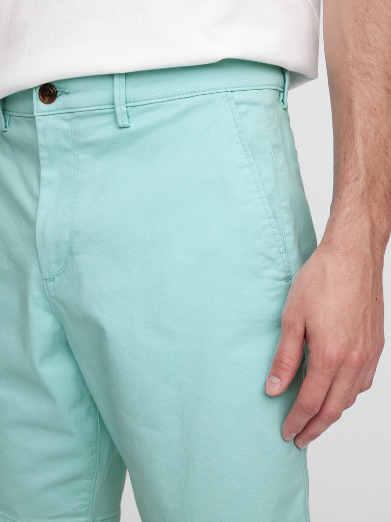 9" Essential Khaki Shorts