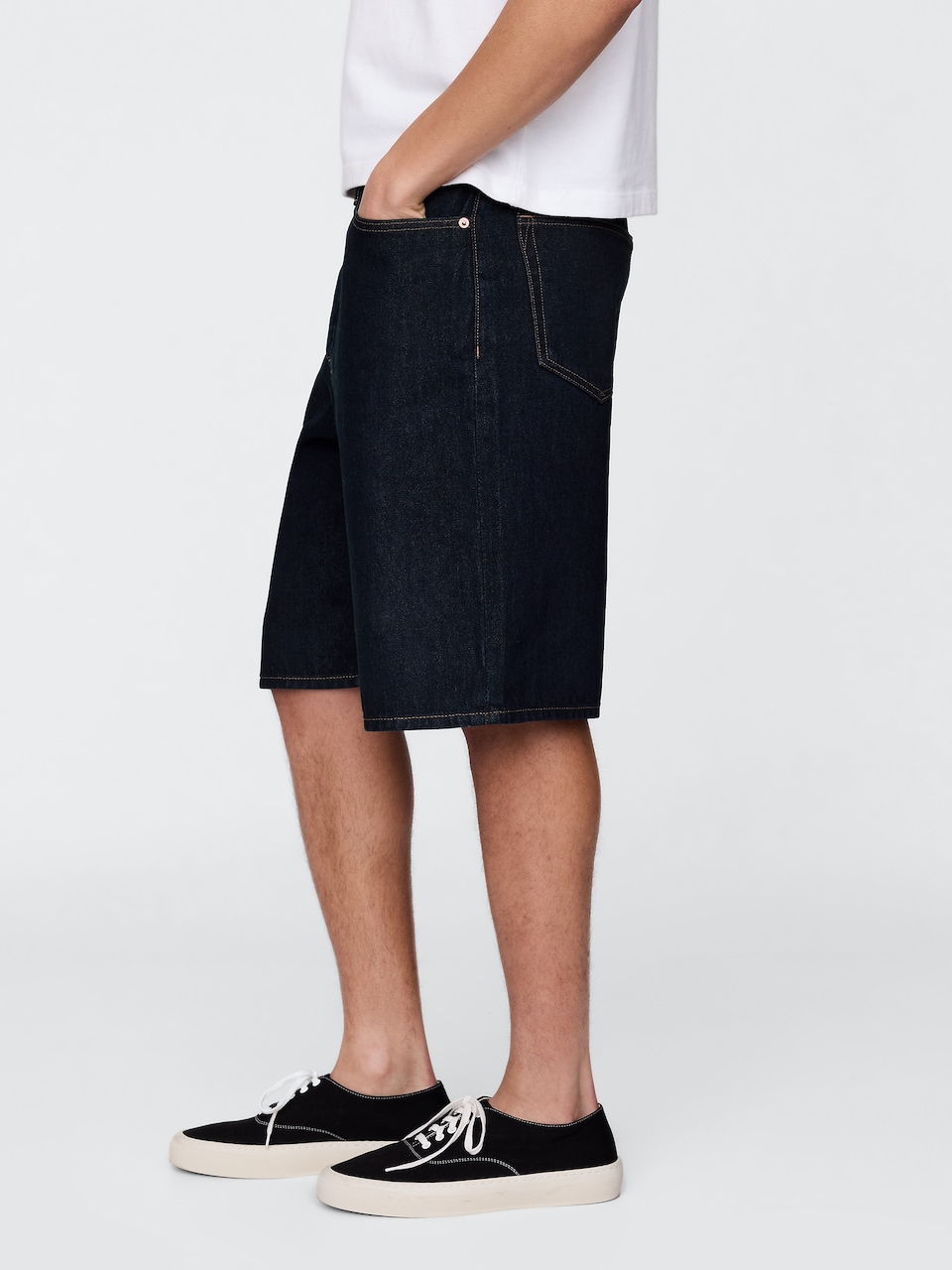 10.5" Baggy Denim Shorts