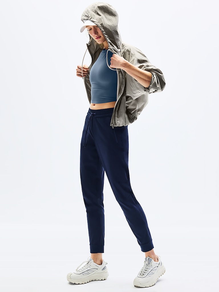 Trekkie Relaxed Mid Rise Jogger