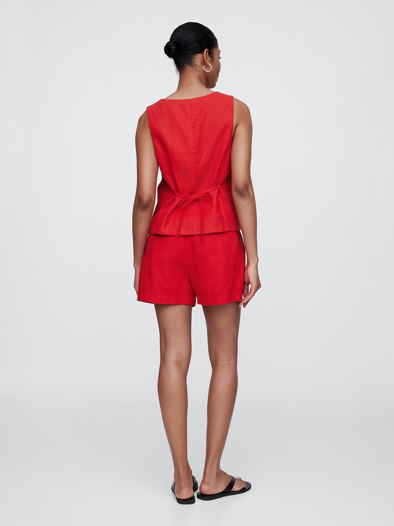 Linen-Blend Pleated Shorts