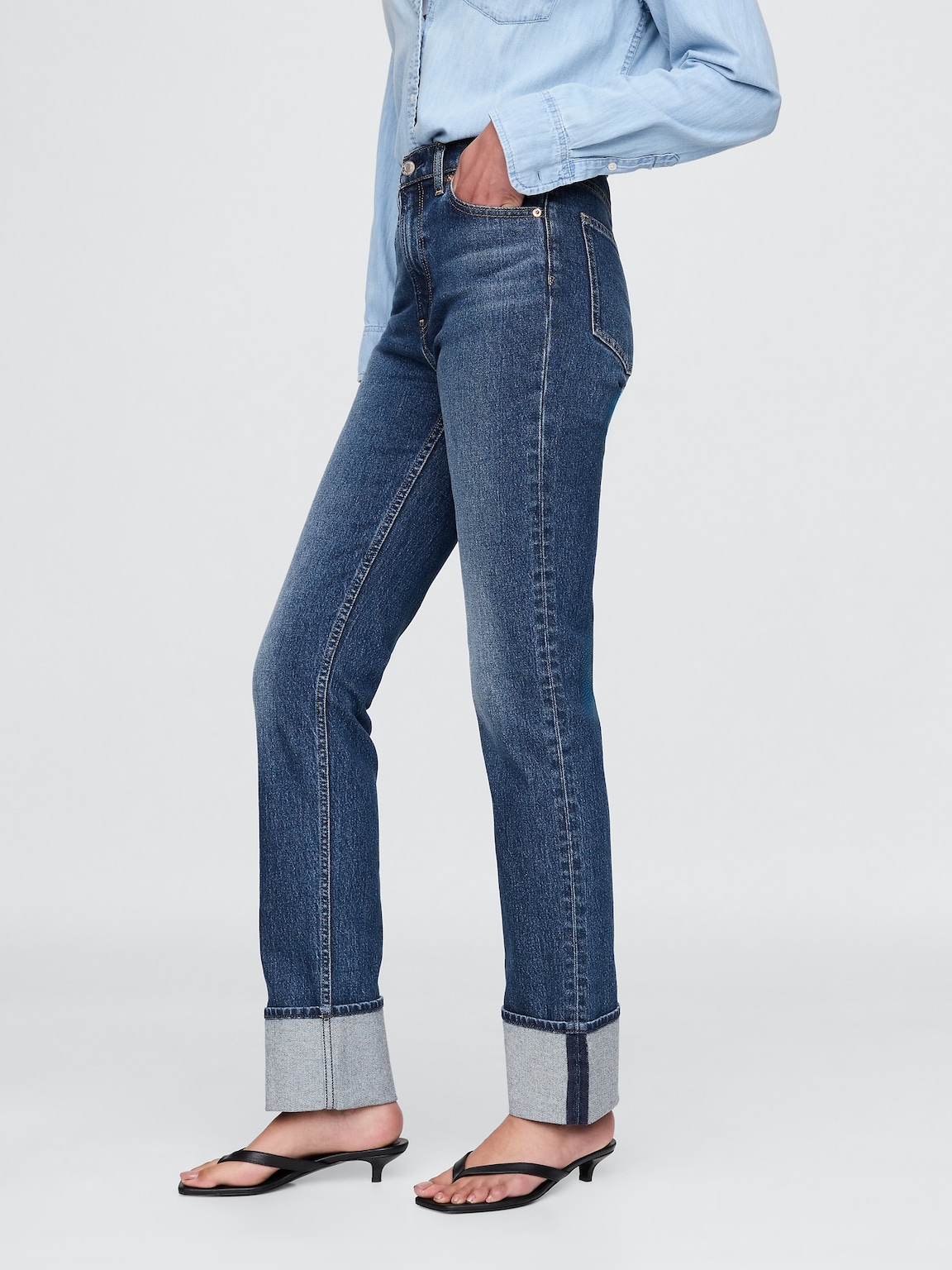 High Rise Cuffed '90s Slim Straight Jeans