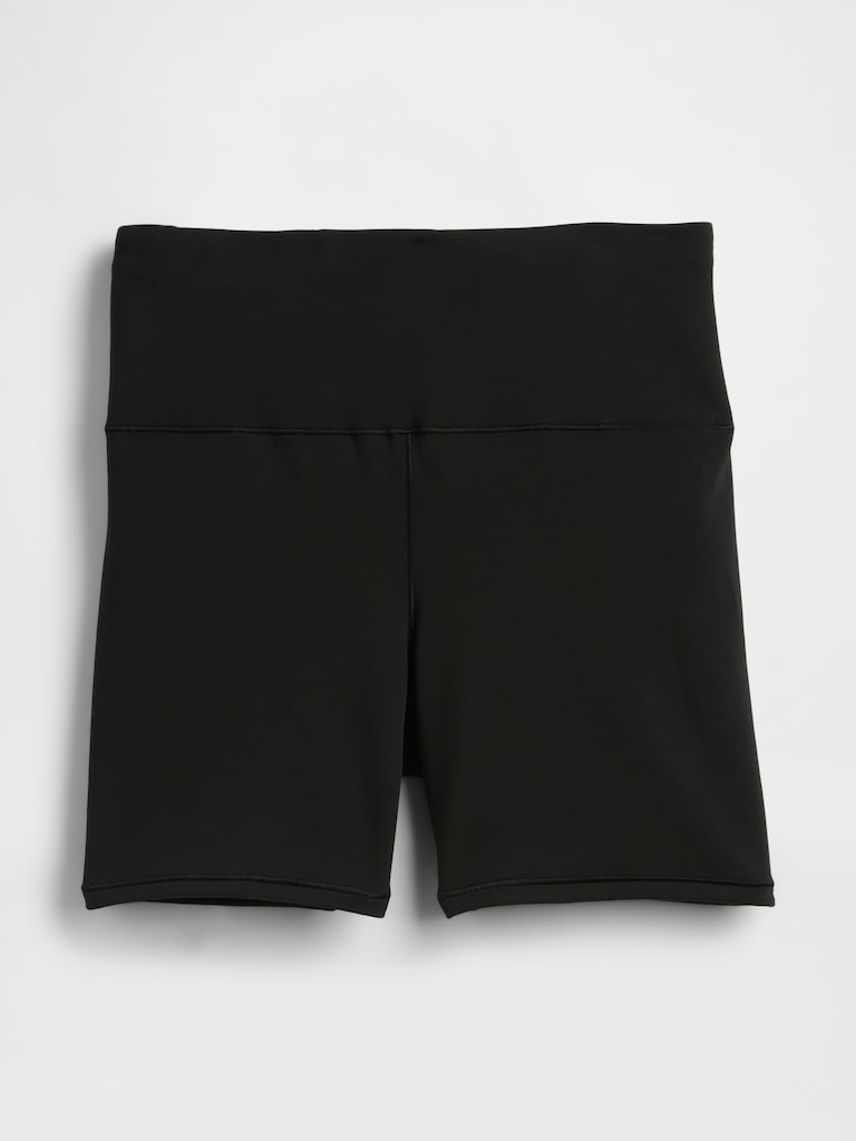 5" GapFit Smooth Bike Shorts