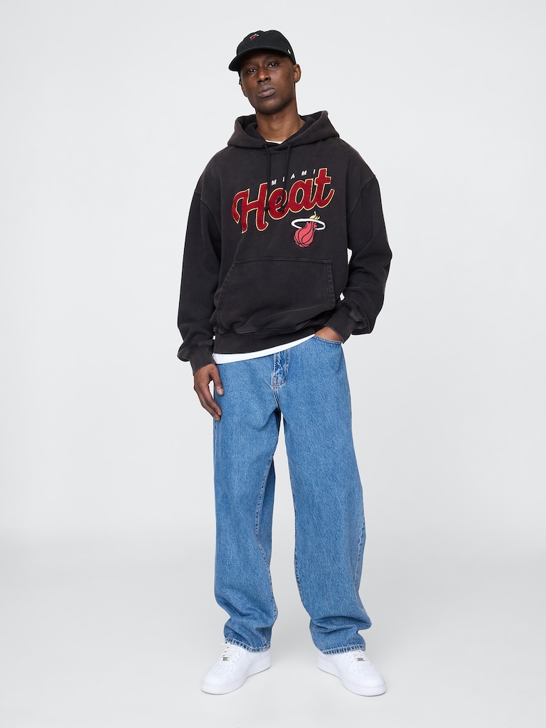 NBA Miami Heat Logo Heavyweight Hoodie