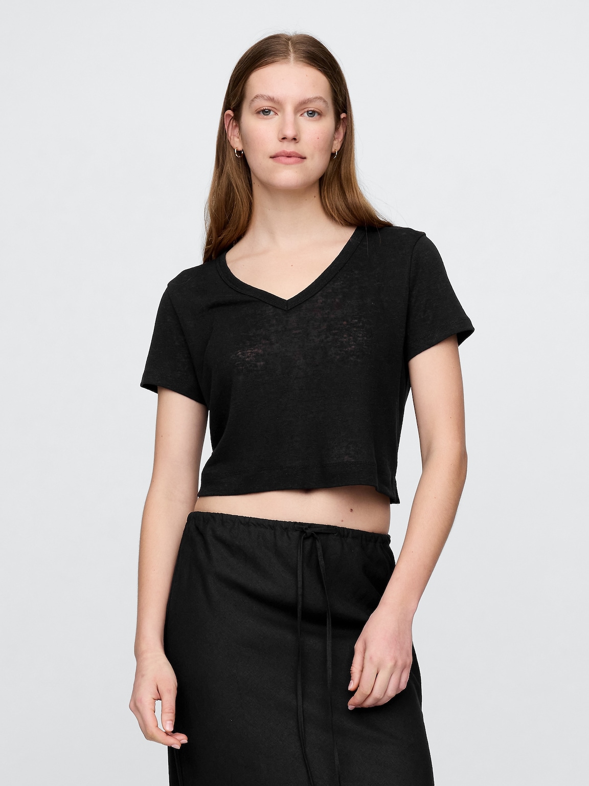 Linen-Blend V-Neck Crop T-Shirt
