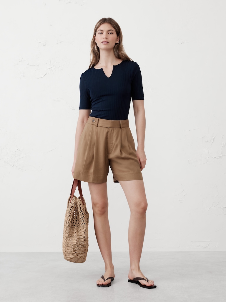 Wide Ribbed Split-Neck Top