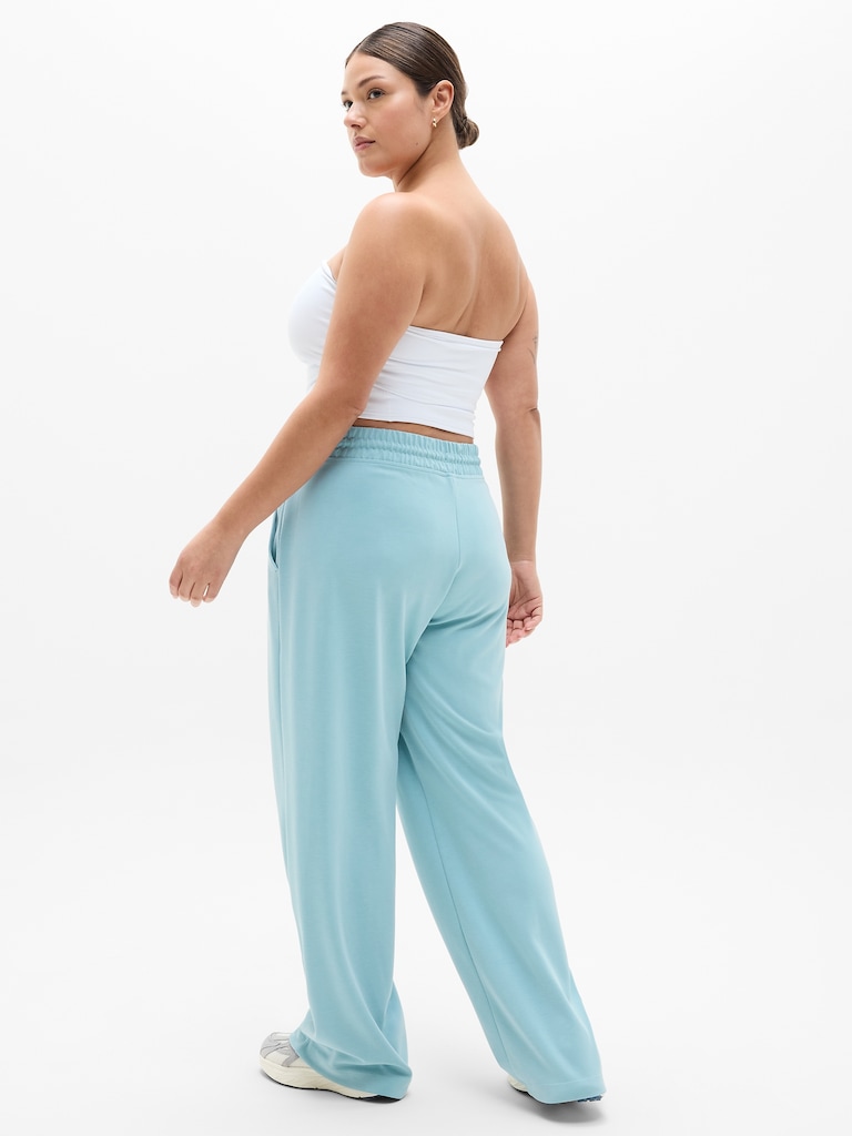 Seasoft Mid Rise Straight Pant
