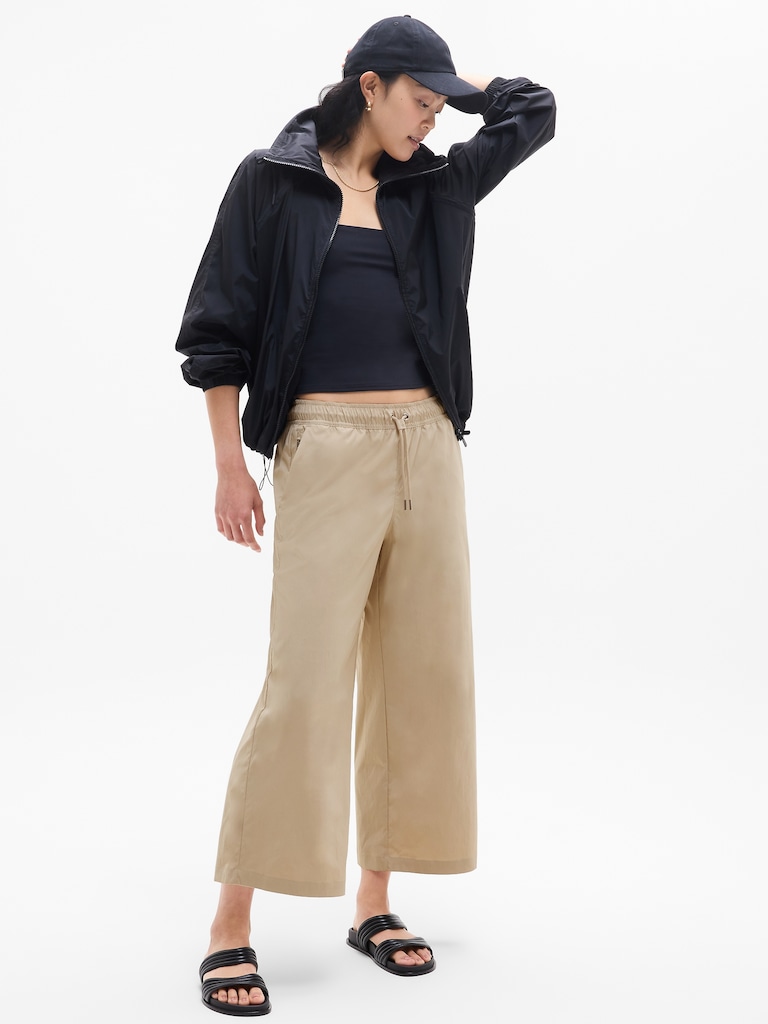 Midday Mid Rise Crop Pant