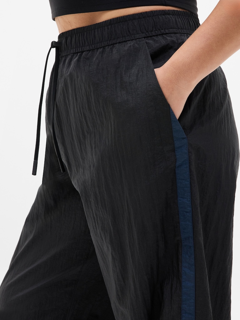Daybreak Mid Rise Parachute Jogger
