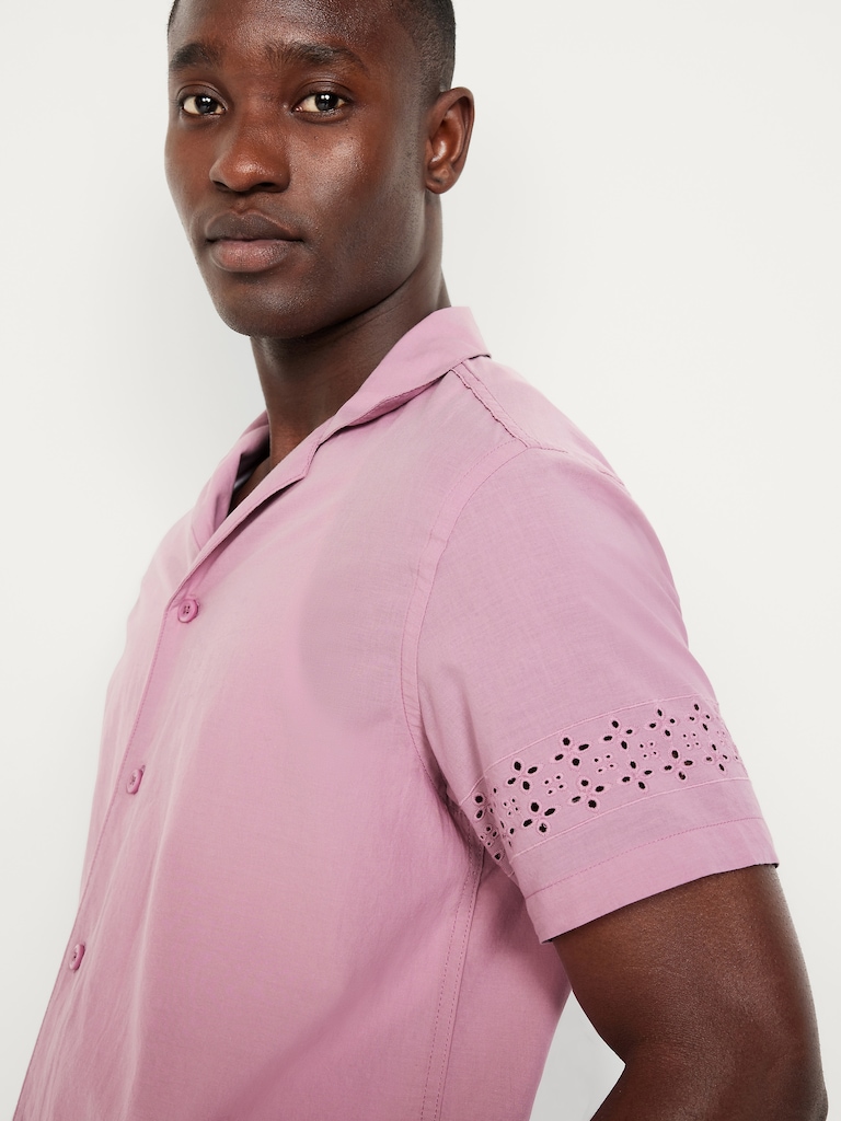 Chemise de vacances à manches courtes avec broderie anglaise