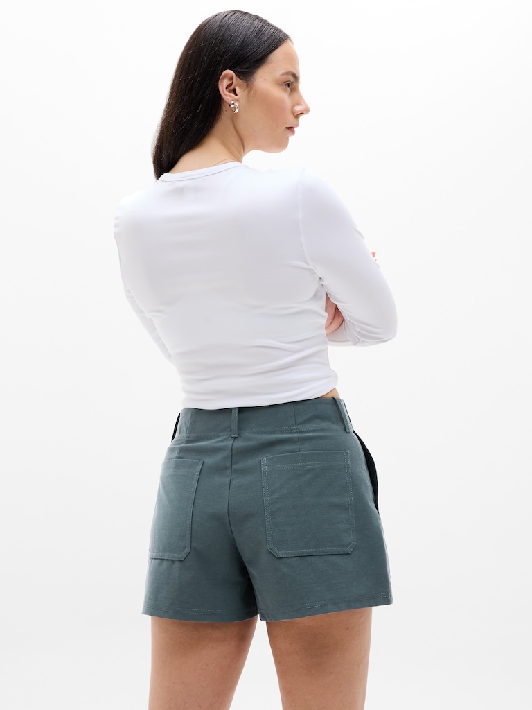 Skyline High Rise Tailored 4" Short