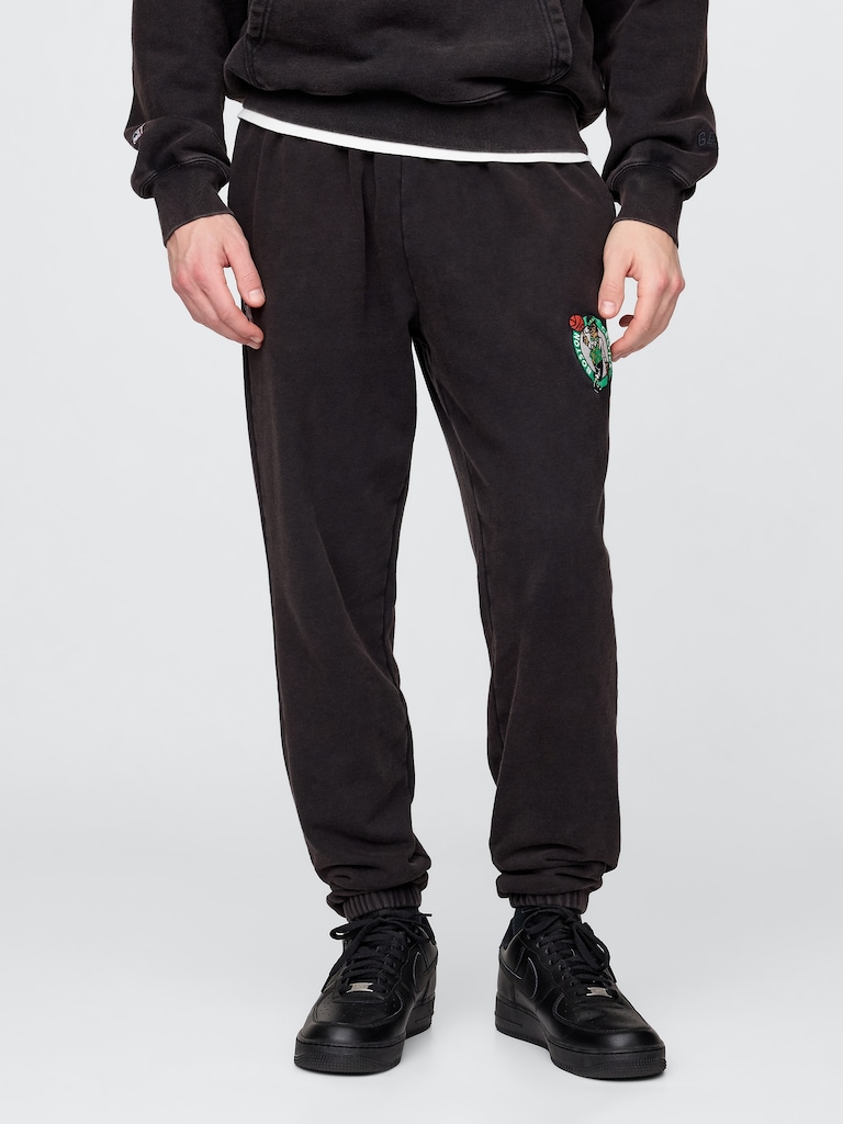 NBA Boston Celtics Logo Heavyweight Joggers
