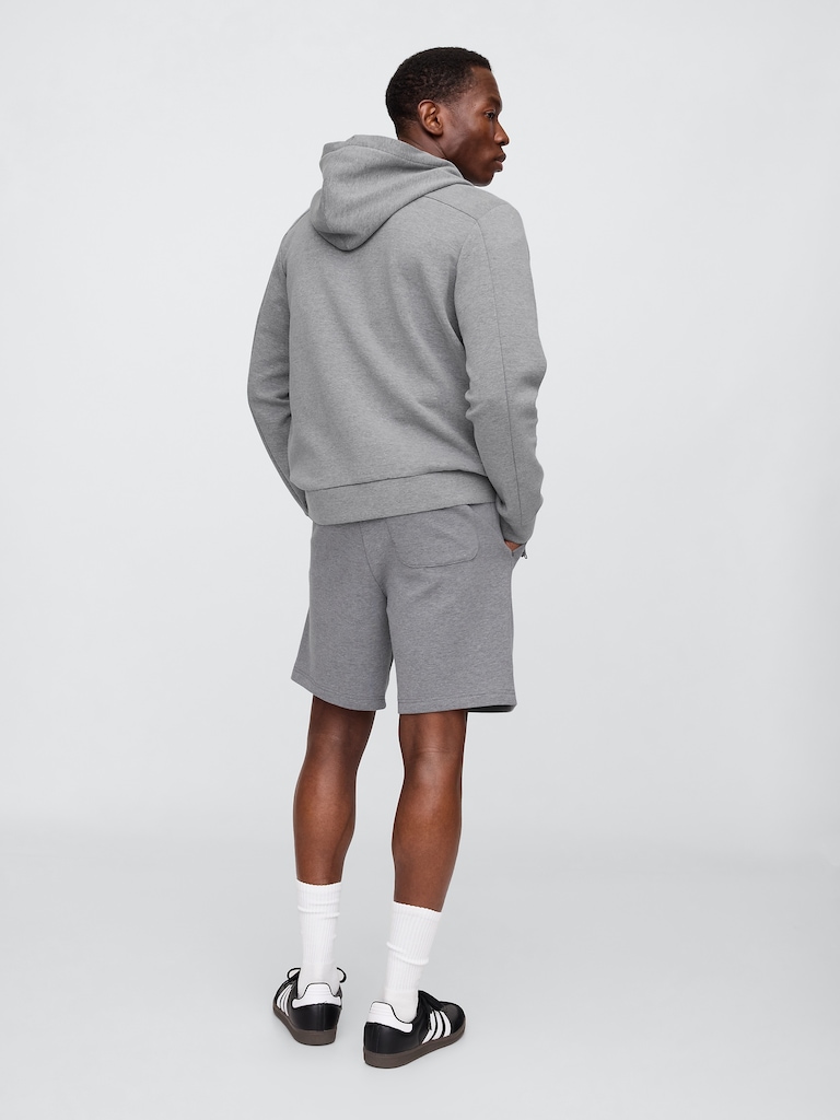 GapFit 8" Performance Shorts