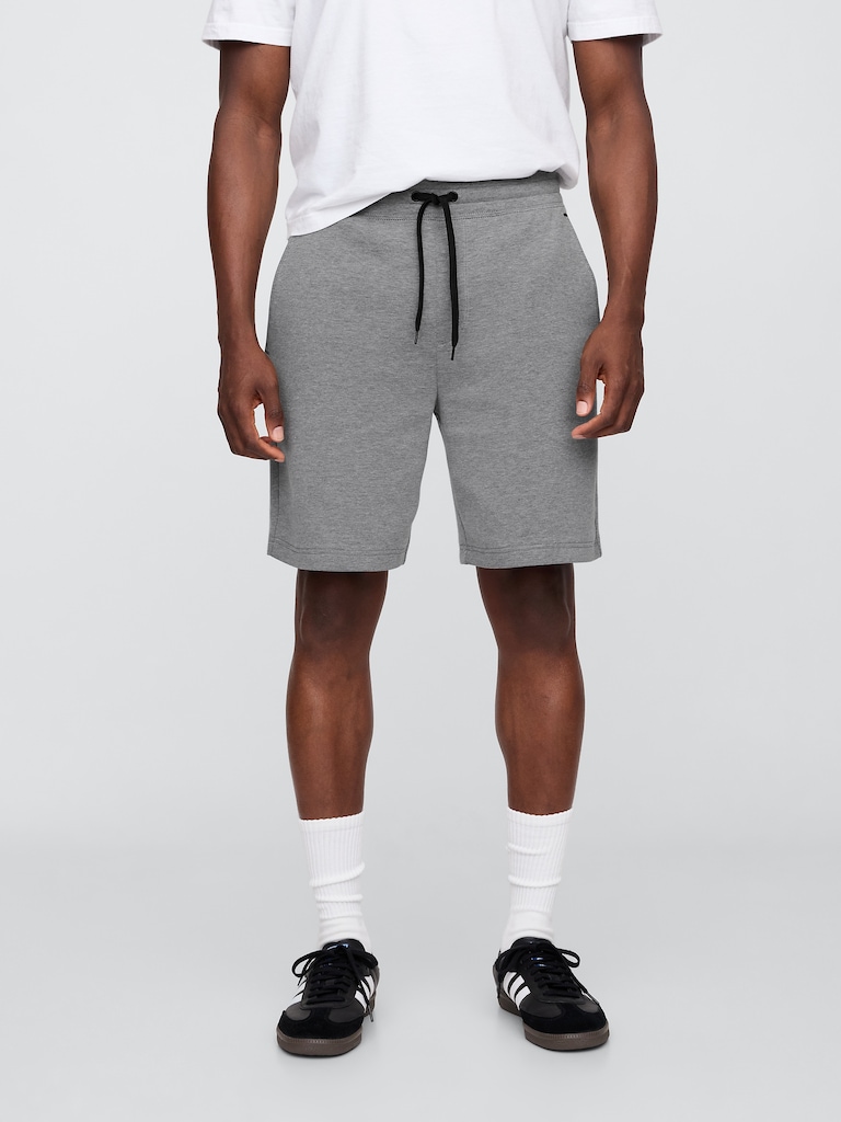 GapFit 8" Performance Shorts