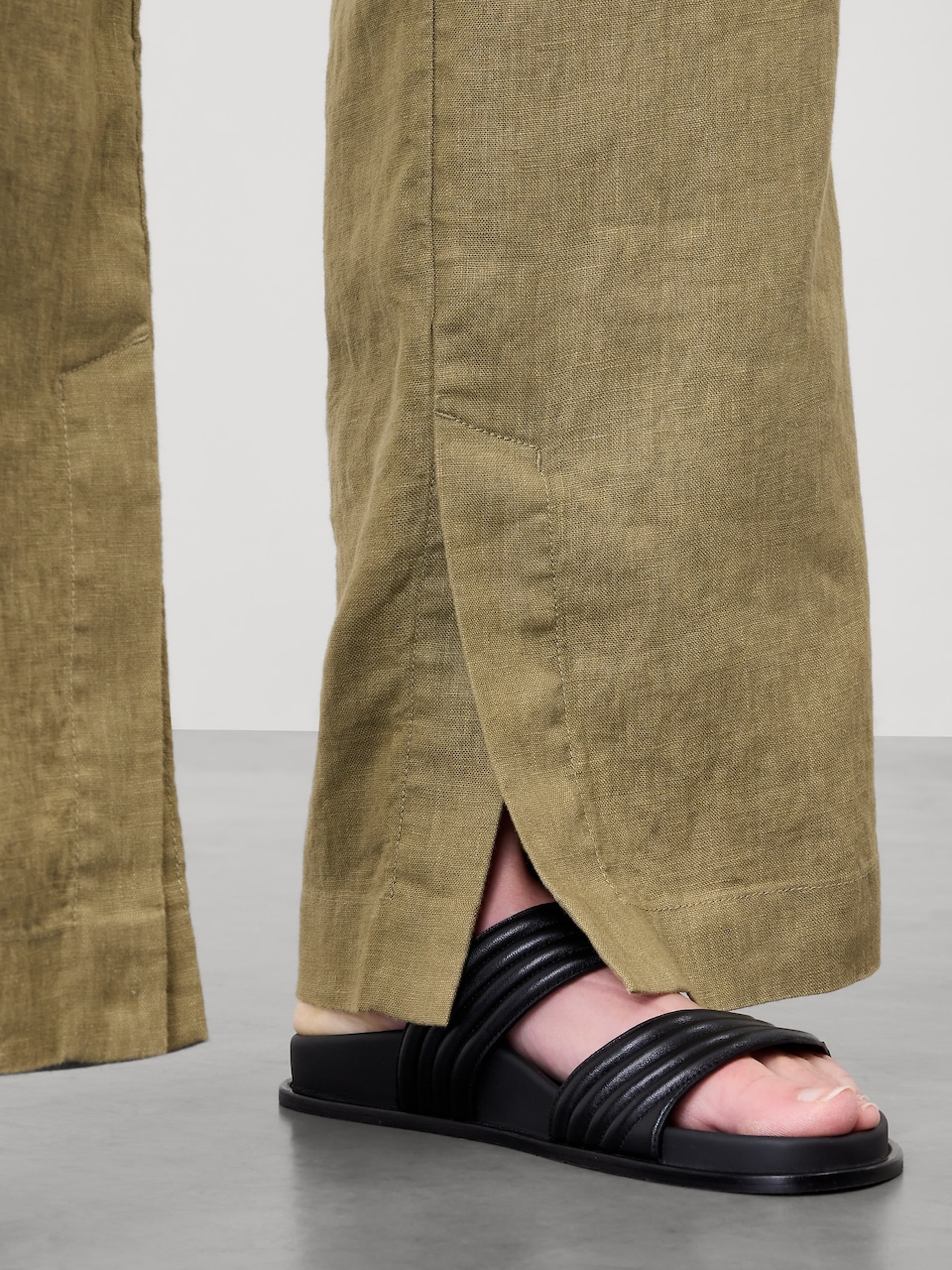 Retreat Linen High Rise Wide Leg Pant