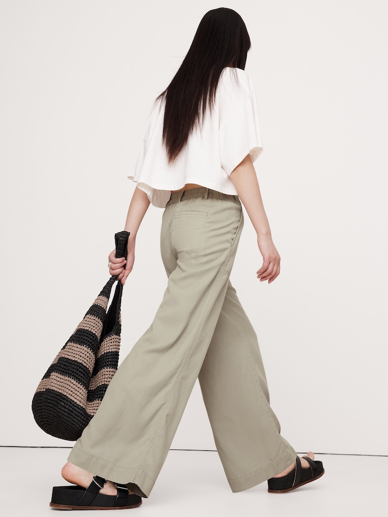 Super-Soft Soma Mid-Rise Wide-Leg Pant