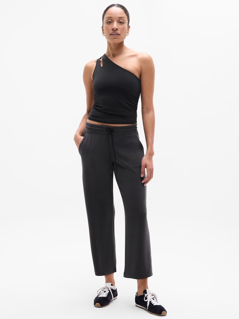 Seasoft Mid Rise Straight Crop