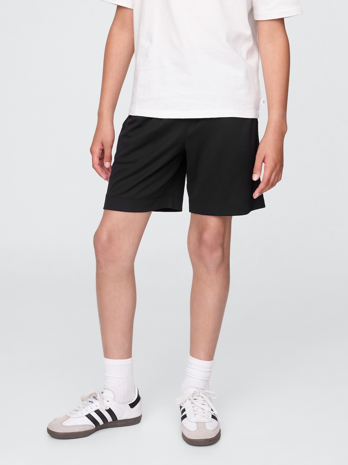 Kids GapFit 6" Recycled Mesh Easy Shorts