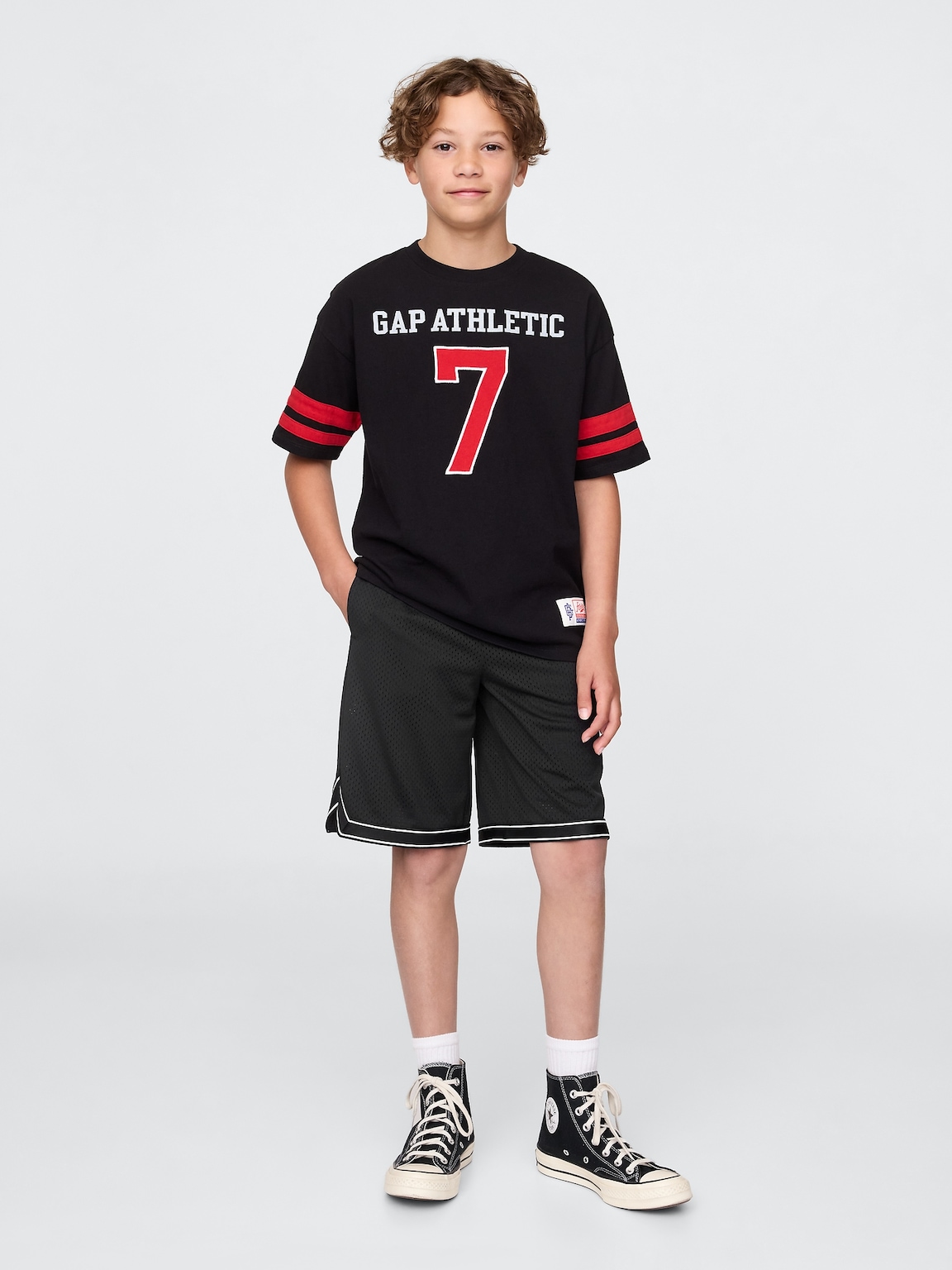 Kids GapFit 8.5" Mesh Pull-On Shorts