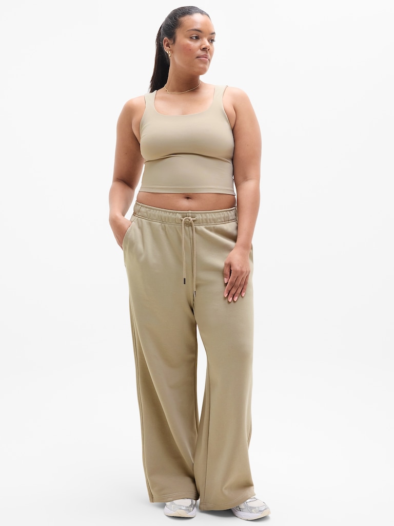 Transcend Square Neck Crop Sports Bra D-DD