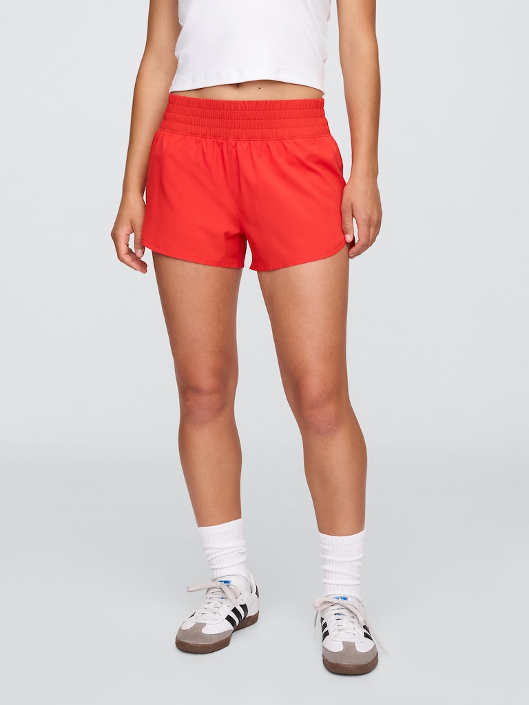 GapFit 3" Mid Rise Runaround Shorts