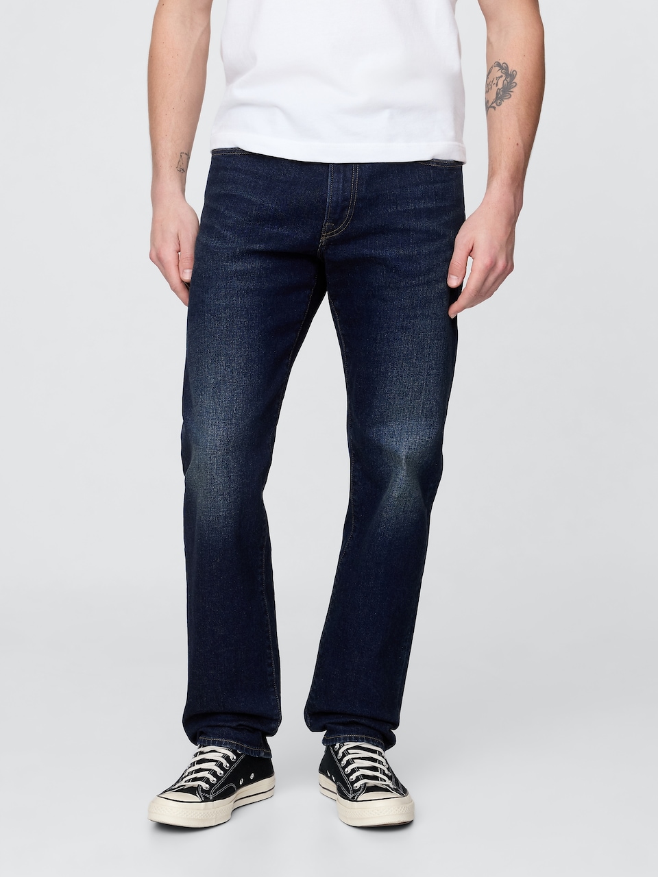 Straight Jeans