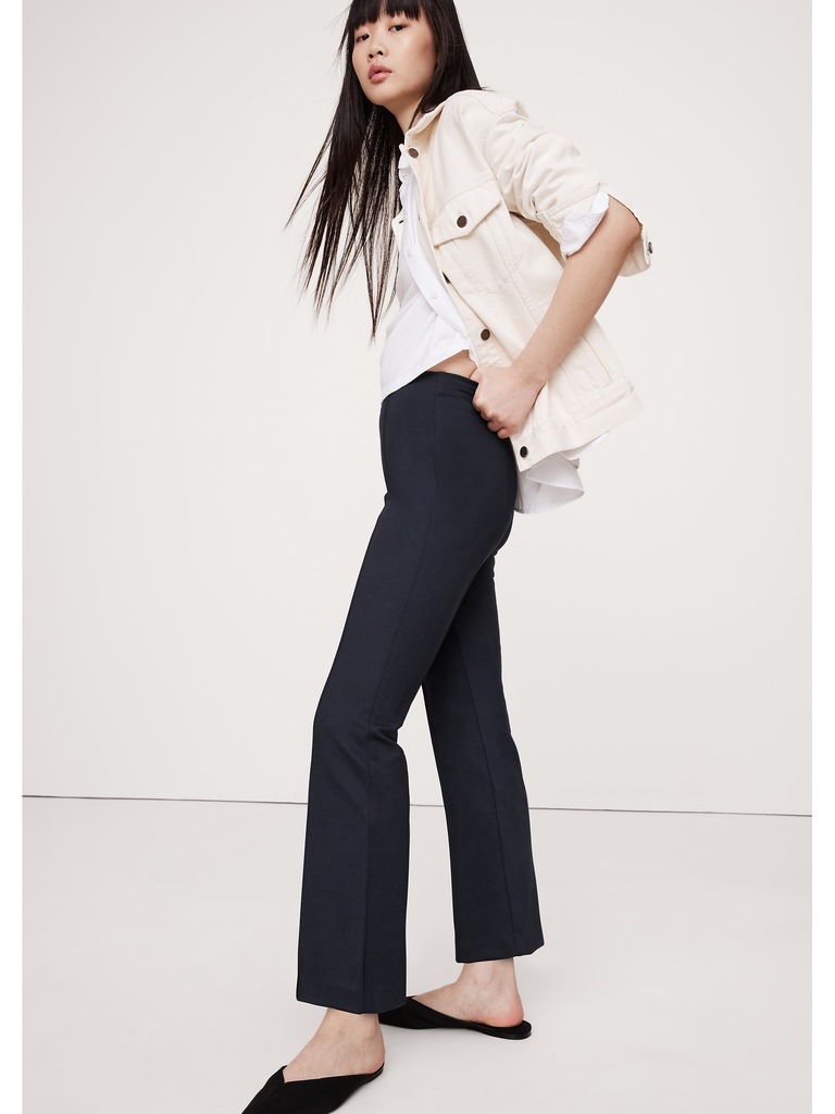 Crop Flare Everywhere Ponte Pull-On Pant