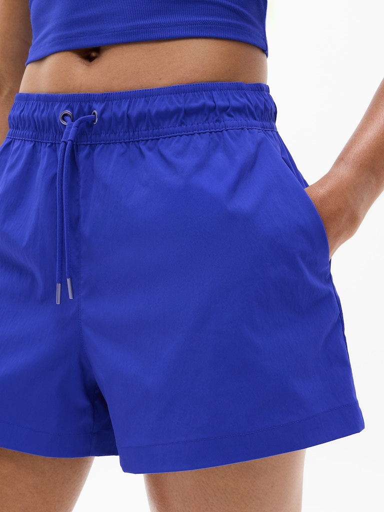 Midday Mid Rise Short