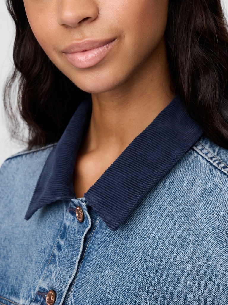 Gap × DÔEN Oversized Icon Denim Jacket