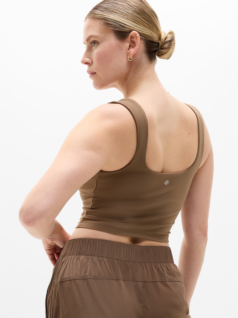 Transcend Square Neck Crop Sports Bra D-DD