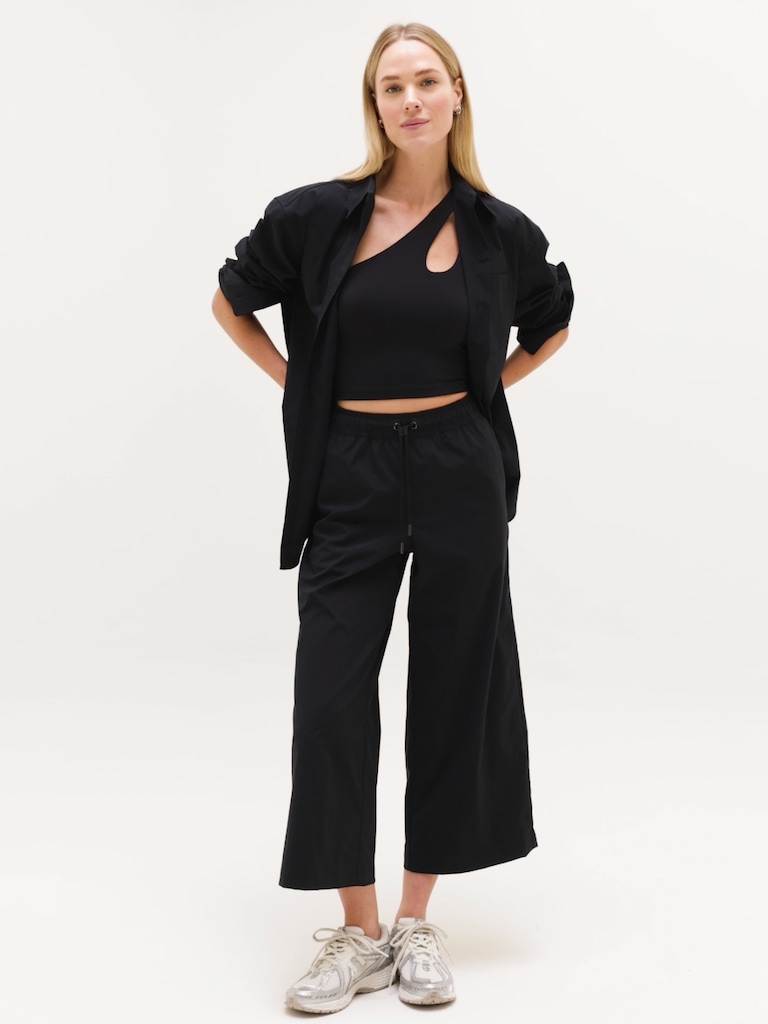 Midday Mid Rise Crop Pant