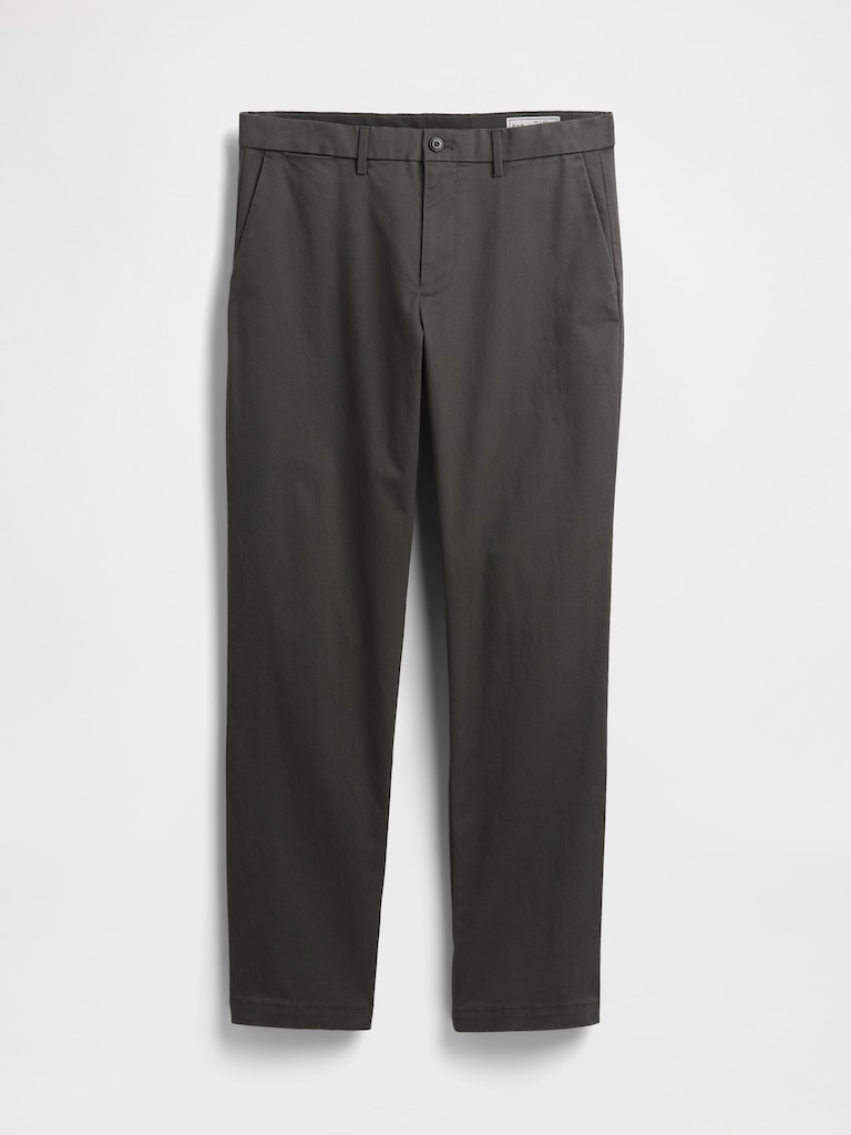 Modern Khakis in Relaxed Fit