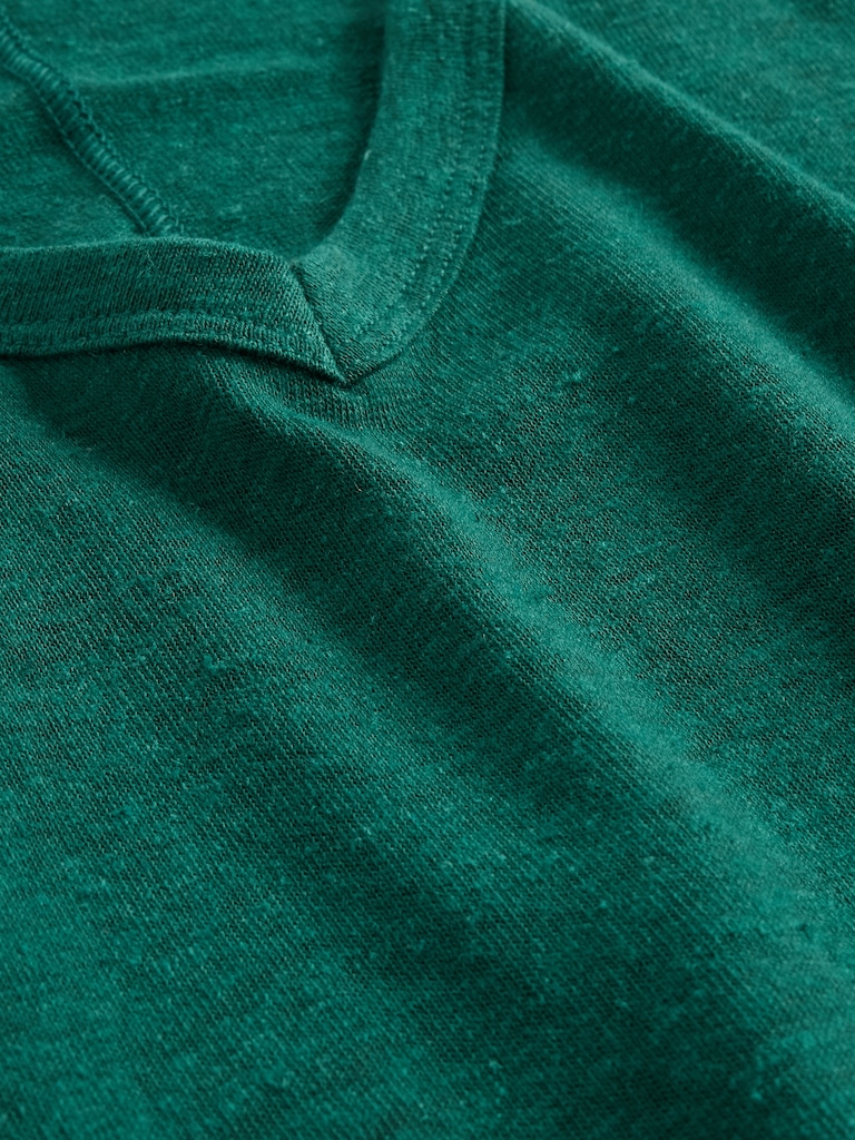 Linen-Blend V-Neck Crop T-Shirt