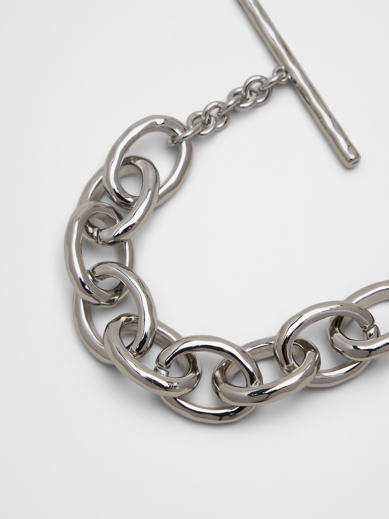 Toggle Chain Bracelet