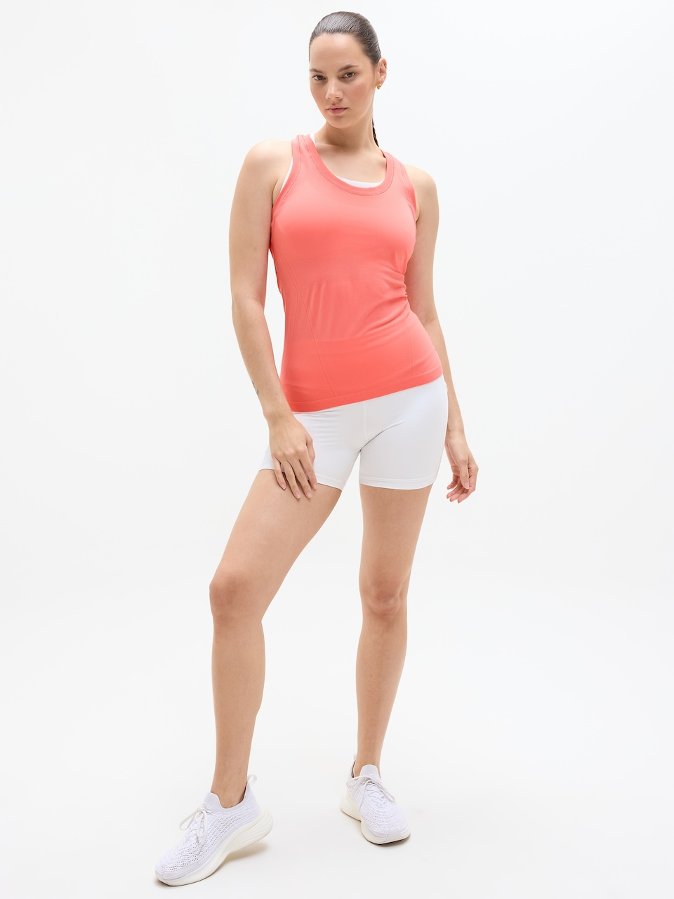 Momentum Seamless Tank