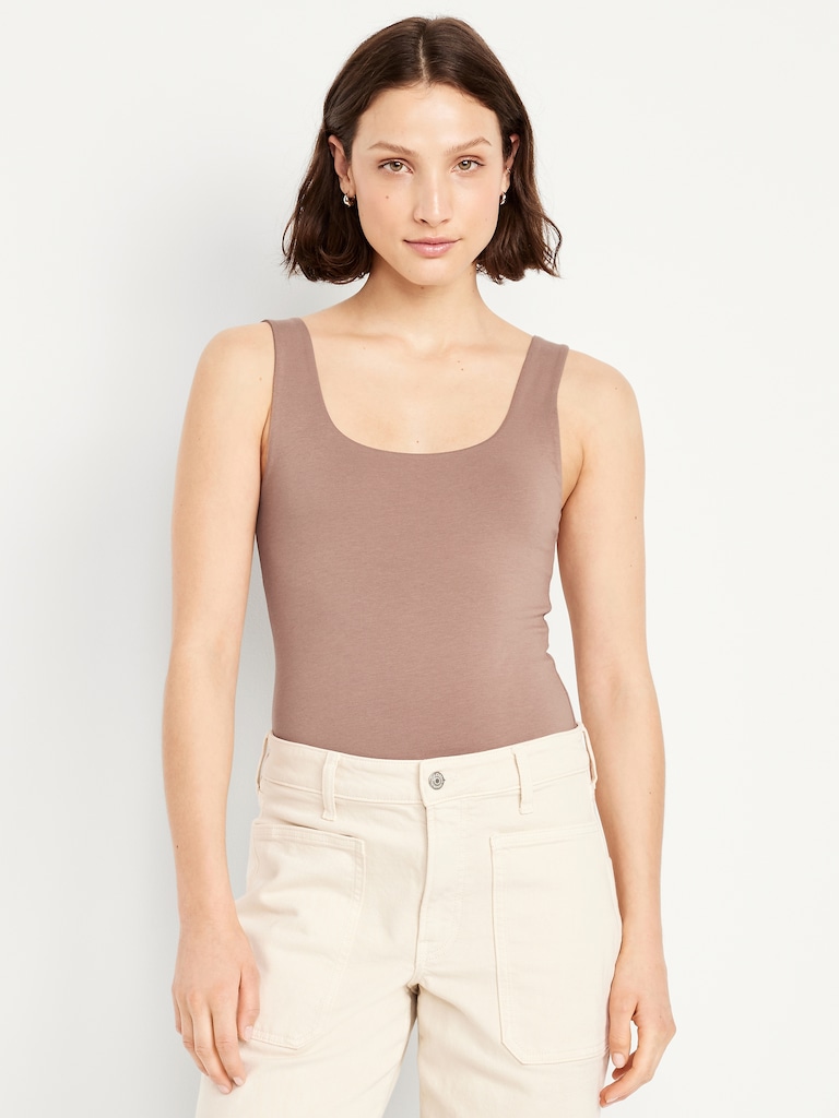 Camisole à encolure dégagée en tissu sculptant double épaisseur