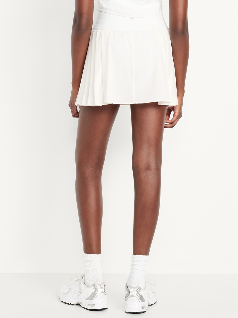Extra High-Waisted StretchTech Pleated Skort