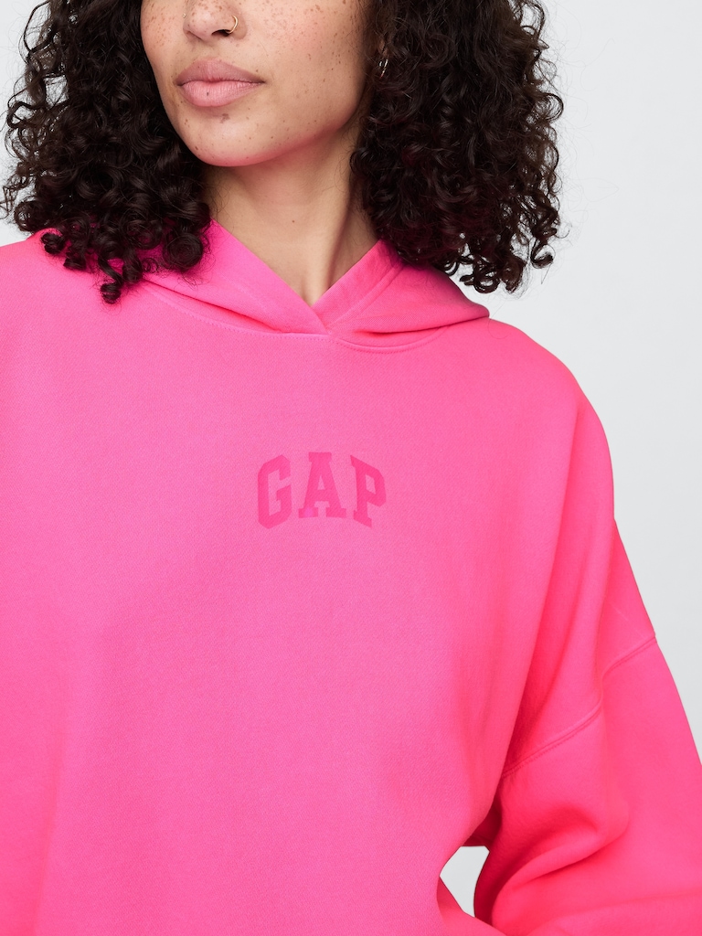 Relaxed Gap Mini-Logo Cropped Hoodie