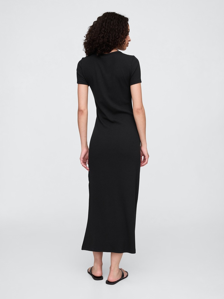 Ribbed Maxi Dress