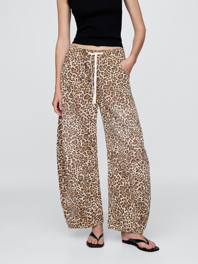 Mid Rise UltraSoft Easy Horseshoe Jeans