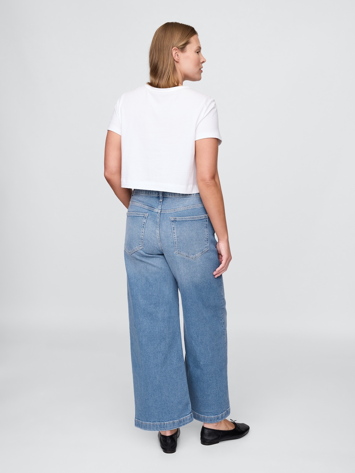 High Stride Wide-Leg Ankle Jeans