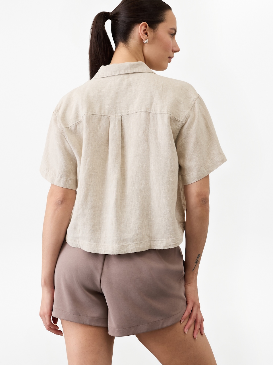 Retreat Linen Short Sleeve Shirt