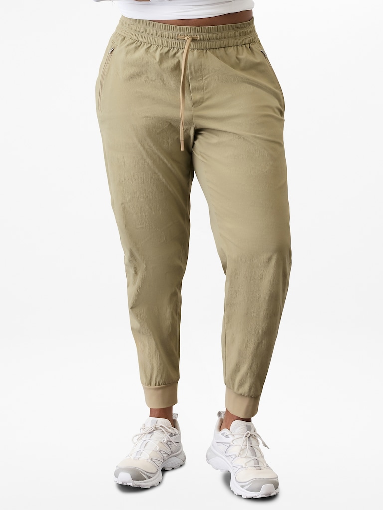Trekkie Relaxed Mid Rise Jogger