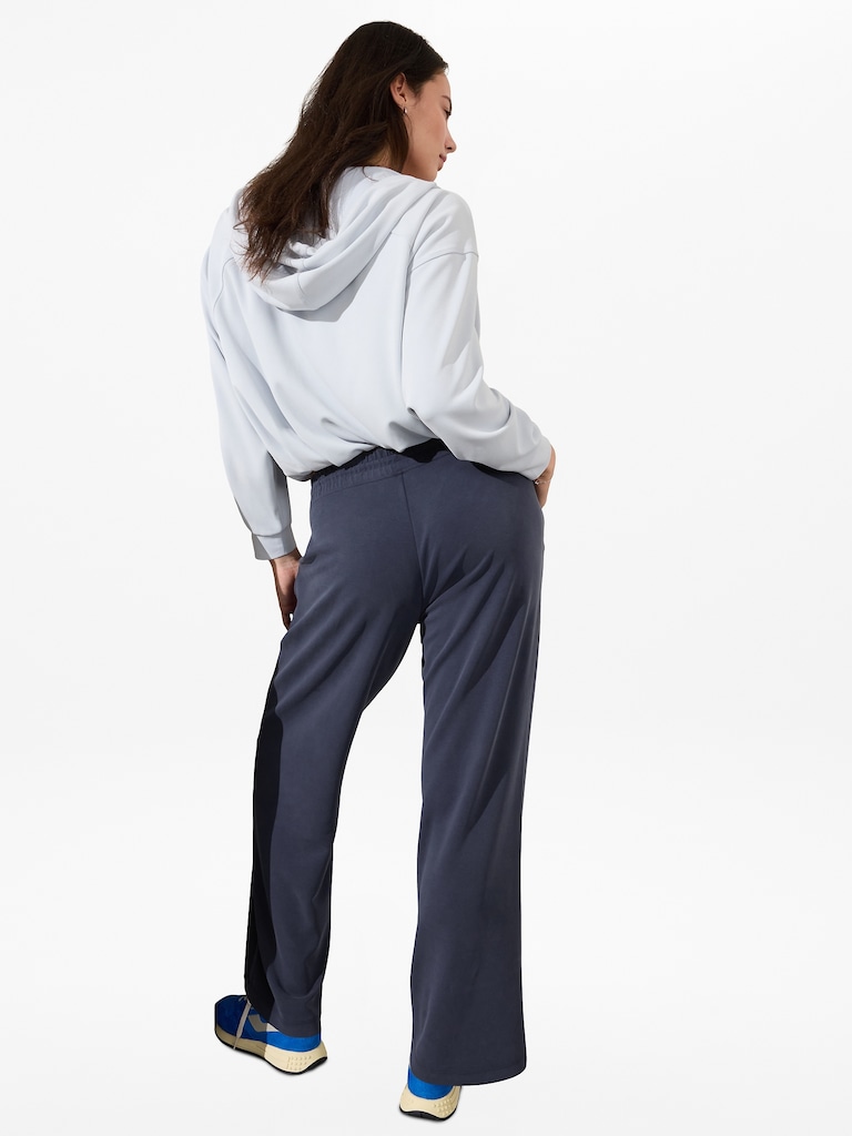 Seasoft Mid Rise Straight Pant