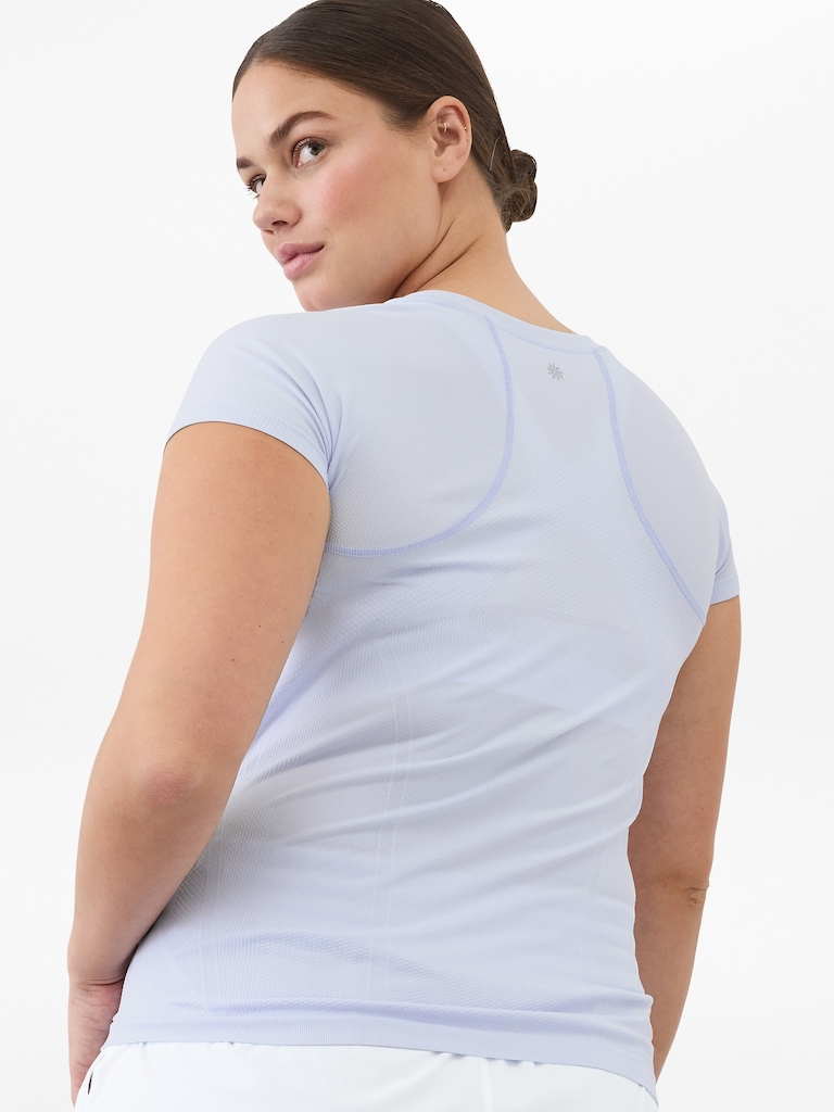 Momentum Seamless Tee