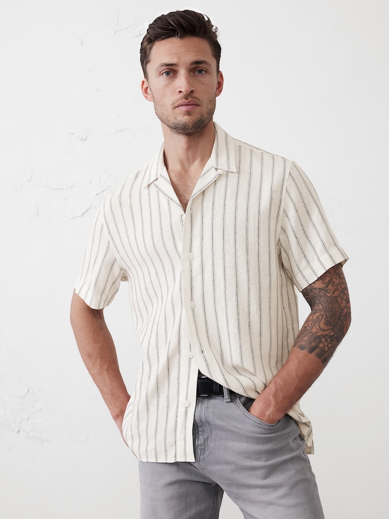 Standard Fit Textured Resort Shirt