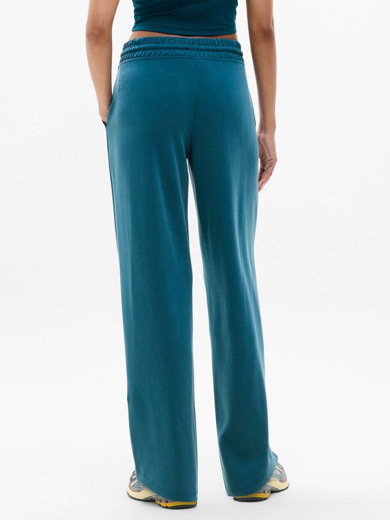 Seasoft Mid Rise Straight Pant