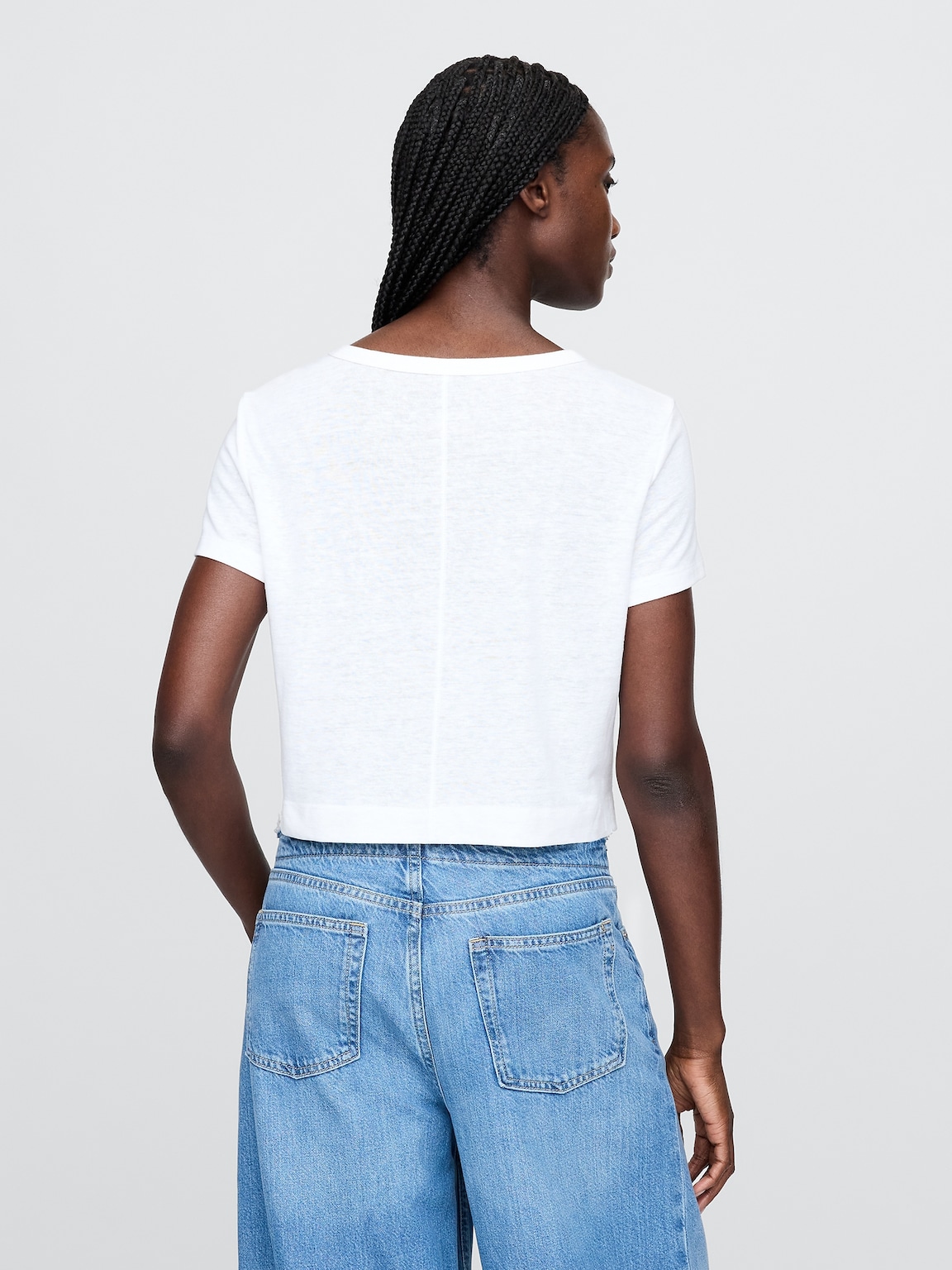 Linen-Blend V-Neck Crop T-Shirt
